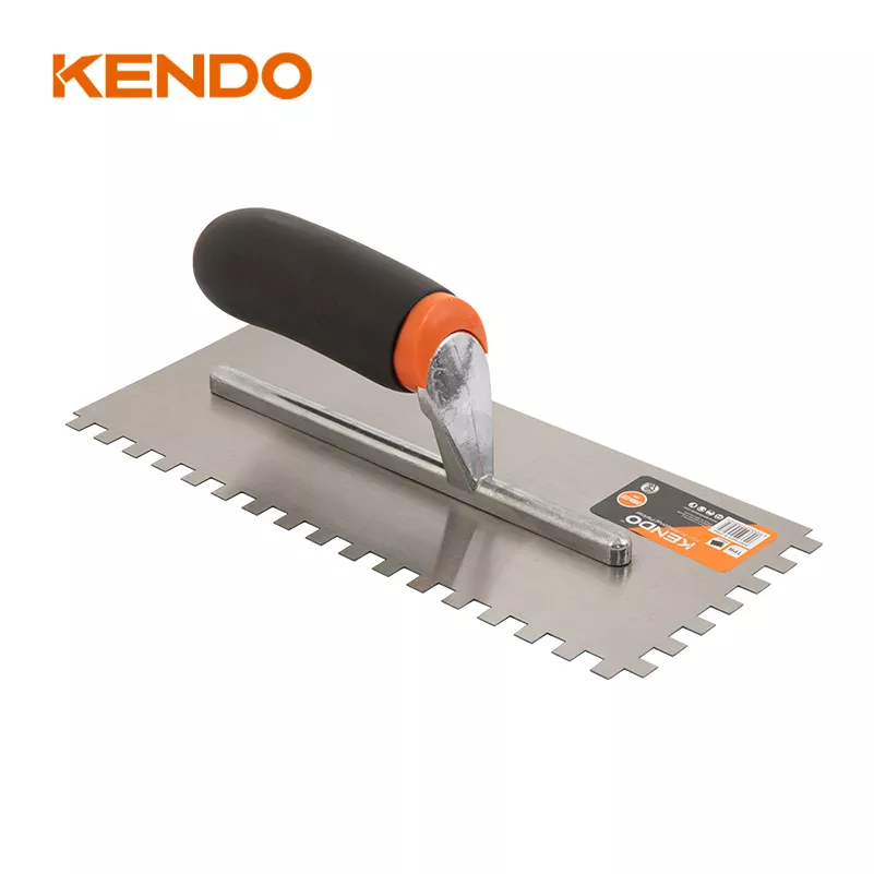 Llana de Metal Dentada con Mango Soft Grip de 5" x 11" - Kendo